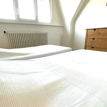 Grande Maison Familiale A 200m De La Avec Jardin Et Wifi A - Fr-1-368-457 Trégastel