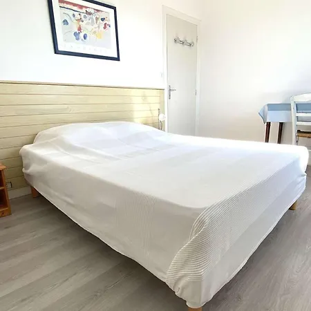 Grande Maison Familiale A 200m De La Avec Jardin Et Wifi A - Fr-1-368-457