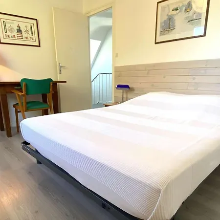 Grande Maison Familiale A 200m De La Avec Jardin Et Wifi A - Fr-1-368-457